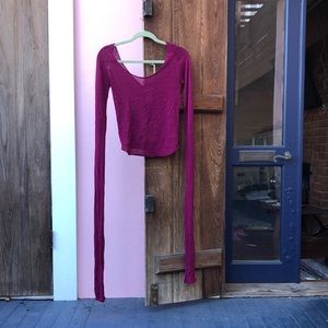 Magenta looooong-sleeved cropped sweater